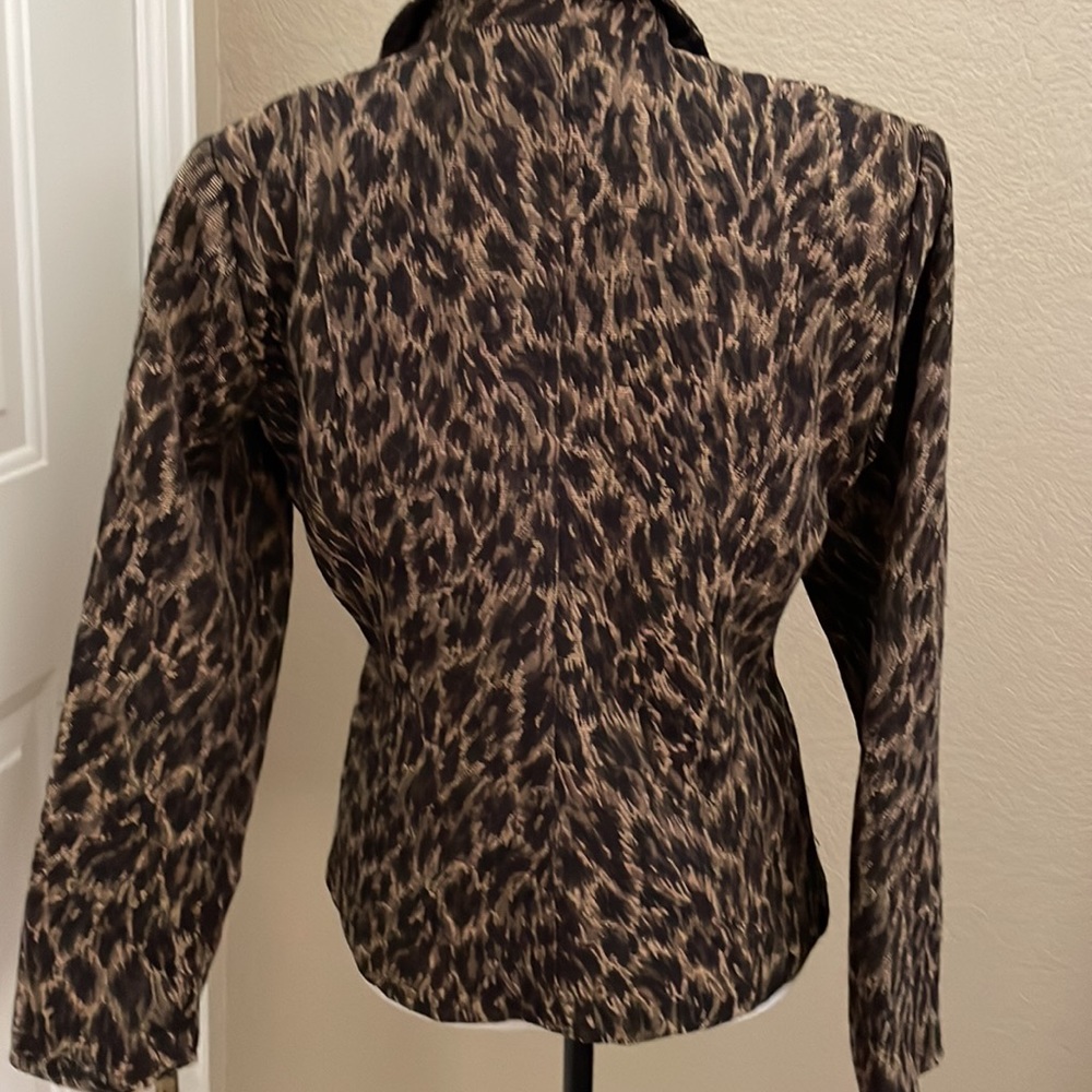 Dark Leopard print jacket! - Picture 3 of 7